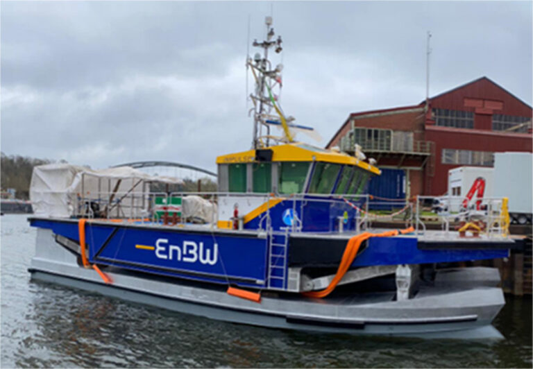 Wallaby-18 Wallaby and Nauti-craft innovative dual hull docked